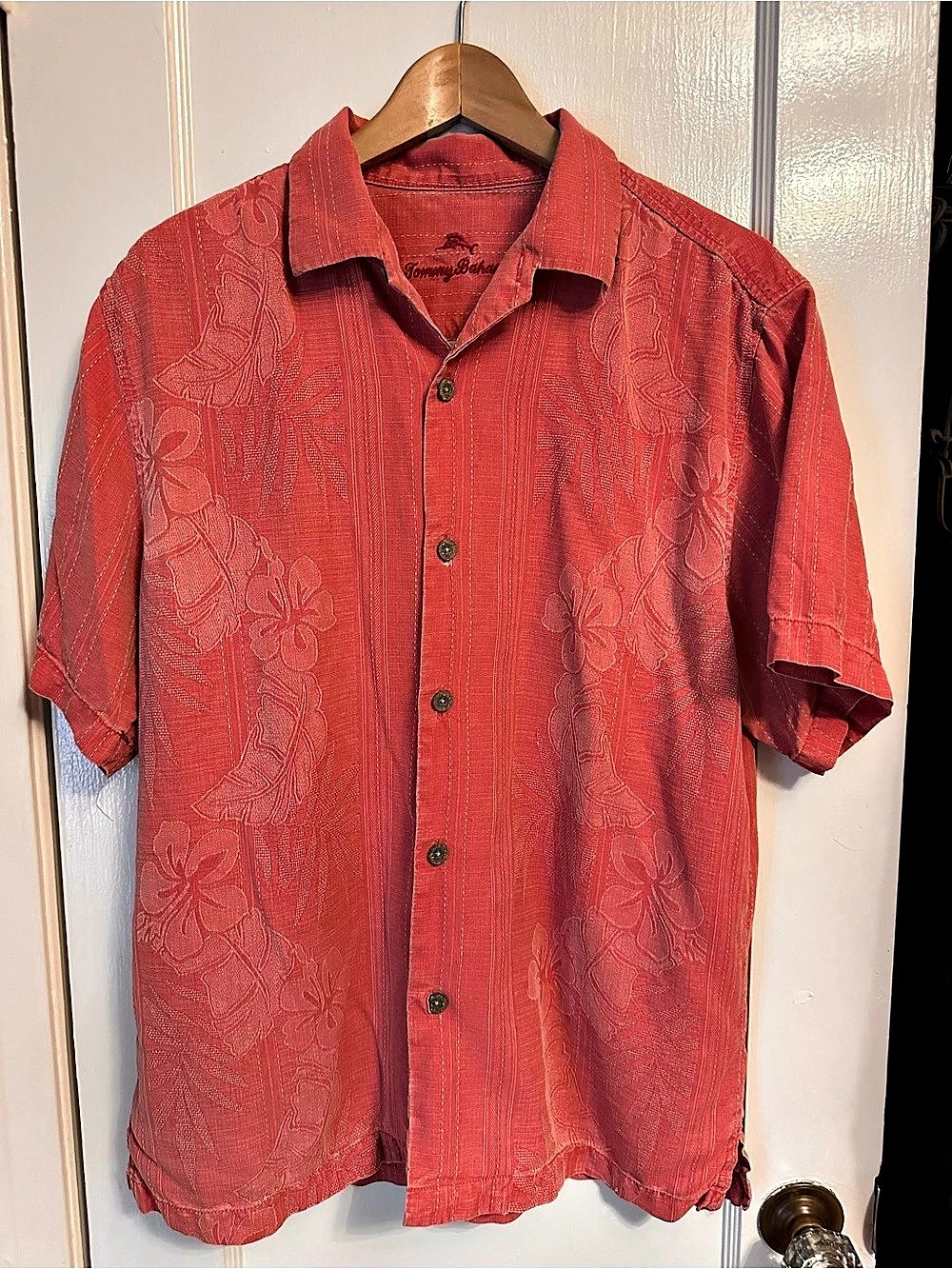 Tommy Bahama Men's Silk Patterned Shirt Size Large